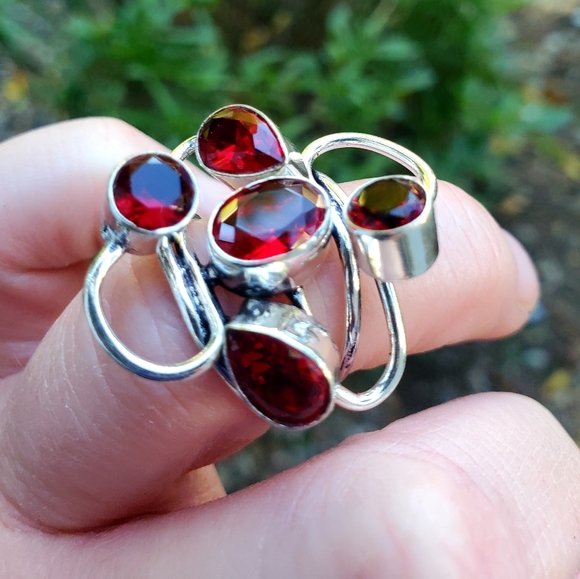 New Twisted Garnet 925 Silver Ring. - Picture 11 of 16